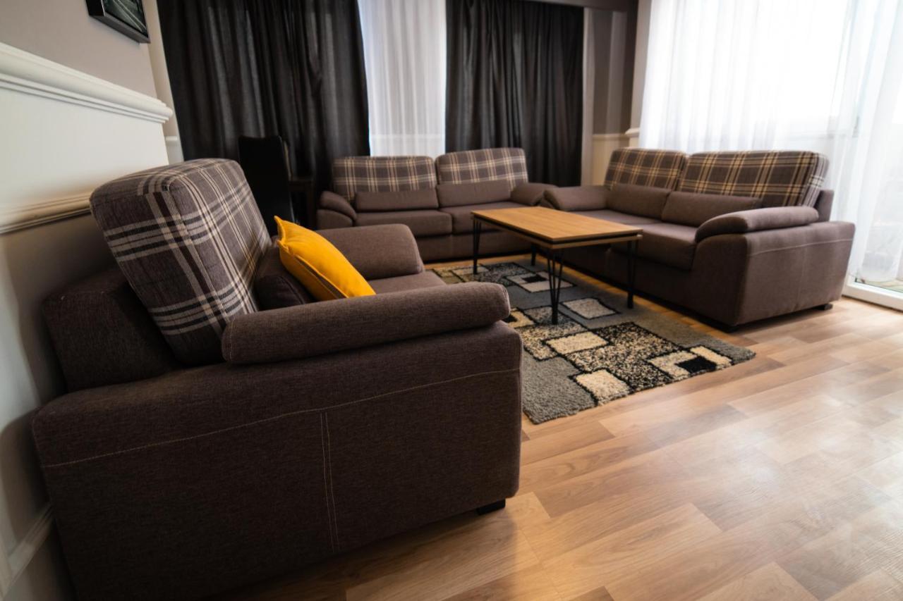 Cedartree Prishtina Apartment Пристина Екстериор снимка