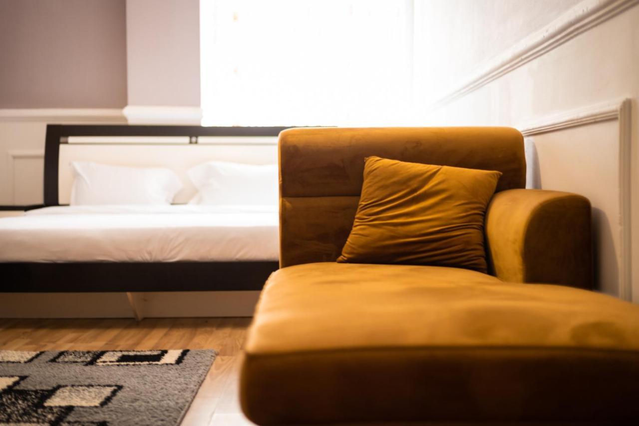 Cedartree Prishtina Apartment Пристина Екстериор снимка