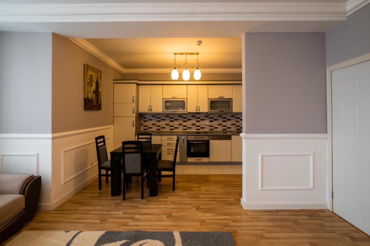 Cedartree Prishtina Apartment Пристина Екстериор снимка