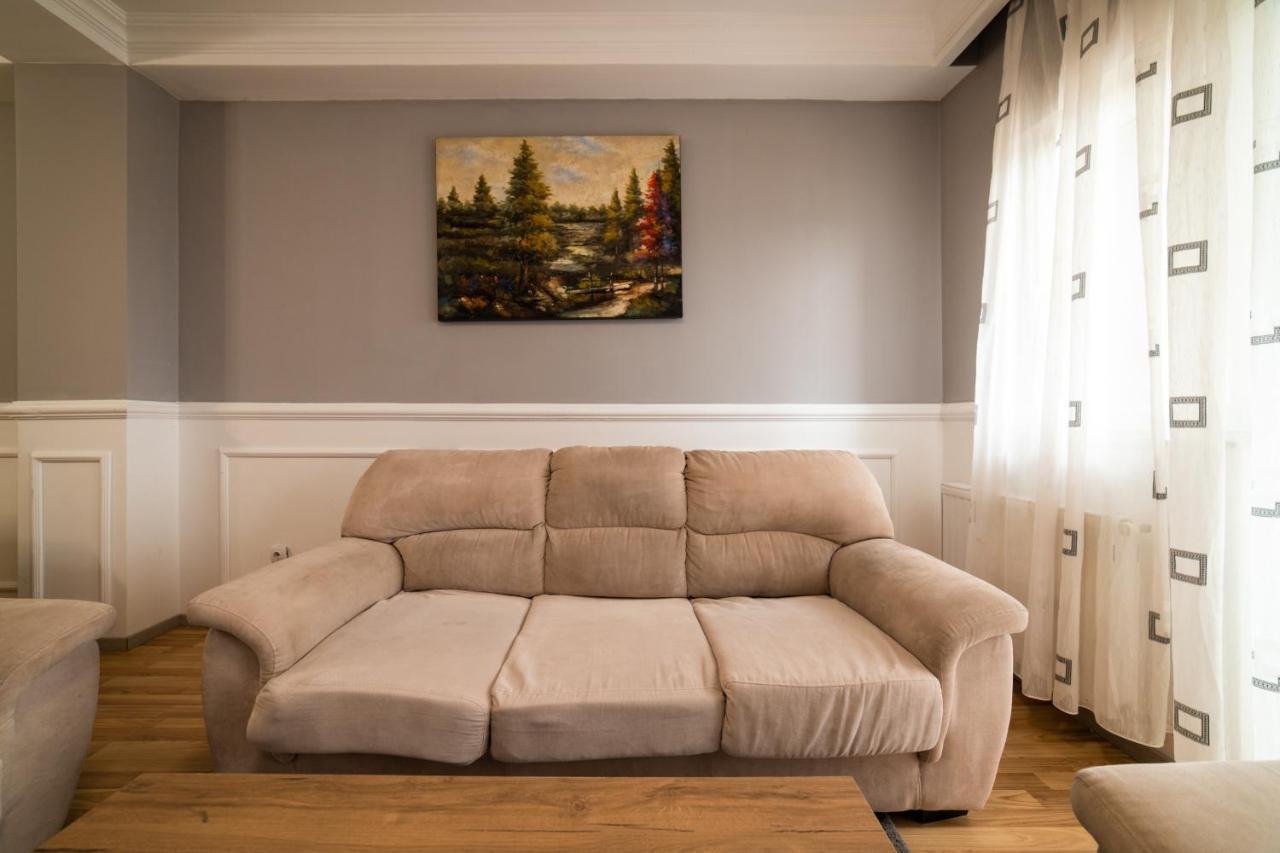 Cedartree Prishtina Apartment Пристина Екстериор снимка
