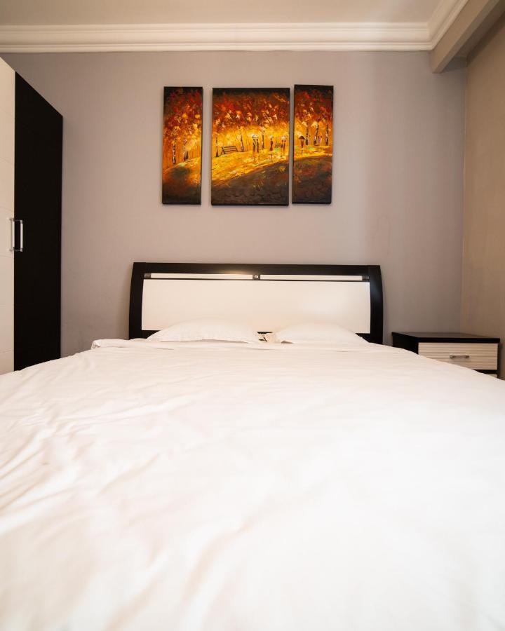 Cedartree Prishtina Apartment Пристина Екстериор снимка