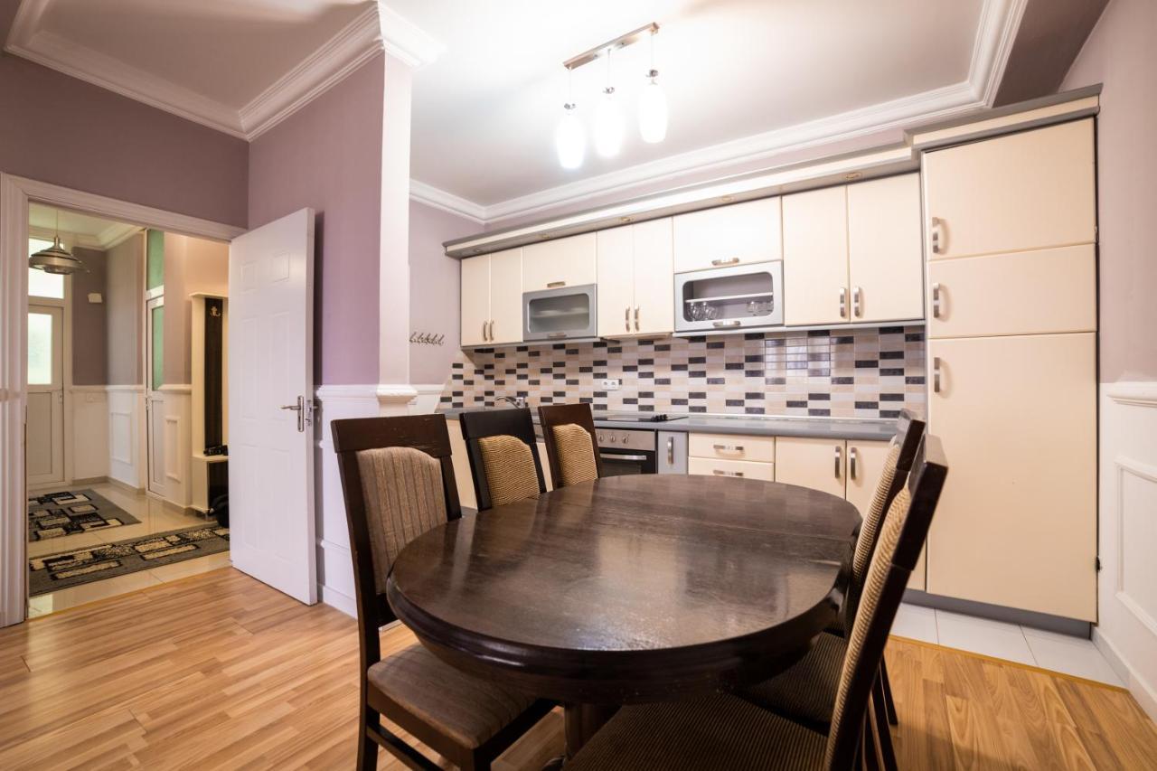 Cedartree Prishtina Apartment Пристина Екстериор снимка