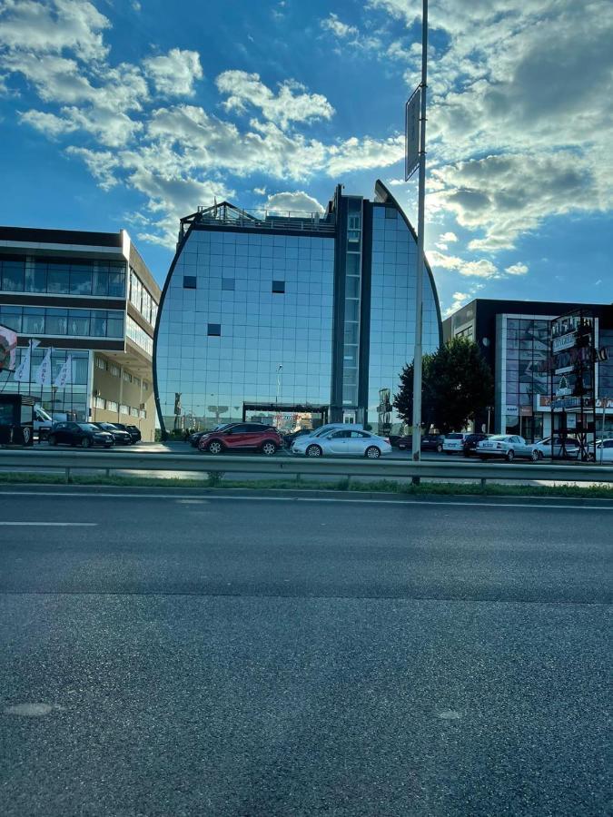 Cedartree Prishtina Apartment Пристина Екстериор снимка
